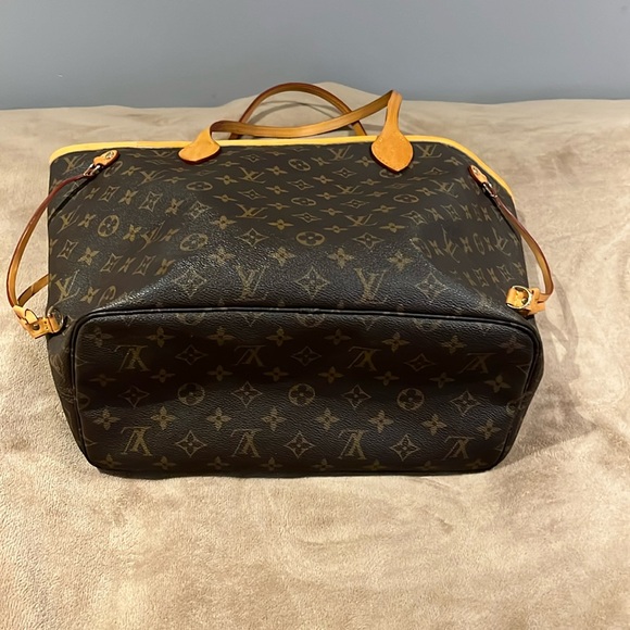 LV Neverfull MM authentic - Picture 12 of 17